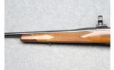 Weatherby Mark V Deluxe - 8 of 9