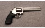 Smith & Wesson ~ 686-6 Plus ~ .357 Mag - 2 of 6