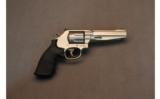 Smith & Wesson ~ 686-6 Pro Series ~ .357 Magnum - 1 of 5