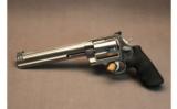 Smith & Wesson ~ 460 XVR ~ .460 S&W Magnum. - 3 of 5