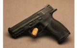 Smith & Wesson ~ M&P 40 ~ .40 S&W - 4 of 5