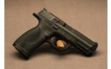 Smith & Wesson ~ M&P 40 ~ .40 S&W - 2 of 5