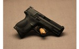 Smith & Wesson ~ M&P 40C ~ .40 S&W. - 5 of 5