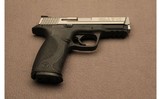 Smith & Wesson ~ M&P40 ~ .40 S&W - 1 of 4