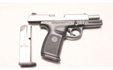 Smith & Wesson ~ SW9VE ~ 9MM Luger - 3 of 3