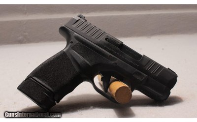 Springfield
Hellcat
9MM Luger