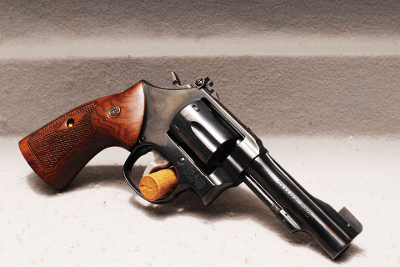 Smith & Wesson 48-7 22Mag - Image 1 of 5