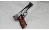 Smith & Wesson 41, Custom Shop, .22 LR, Target - 1 of 4