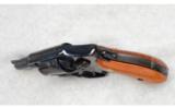 Smith & Wesson 40, .38 S&W Spl., 2