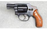 Smith & Wesson 40, .38 S&W Spl., 2