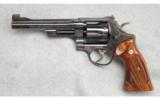 Smith & Wesson 27-2, 6