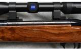 Weatherby Mark V w/ scope in .340 Wby Mag. - 4 of 8