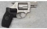 Smith & Wesson 637-2 Airweight, .38 Spl. - 1 of 2