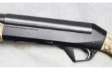 Benelli Super Black Eagle ll Camo, 12-Gauge - 4 of 9