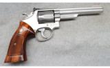 Smith & Wesson Model 66-2 Brushed Stainless, .357 Mag. - 1 of 2