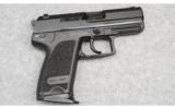 Heckler & Koch USP Compact, 9mm - 1 of 2