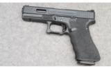 Salient Glock 17, 9mm - 2 of 2
