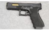 Salient Glock 17, 9mm - 2 of 2