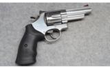Smith & Wesson Model 629-6,.44 Mag. - 1 of 2