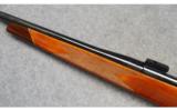 Weatherby Mark V, .300 Wby. Mag. - 8 of 9