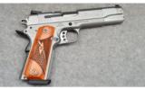 Smith & Wesson SW1911 Engraved, .45 ACP - 1 of 2
