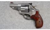 Smith & Wesson Model 629-6, .44 Magnum - 2 of 2