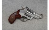 Smith & Wesson Model 629-6 .44 mag - 2 of 2