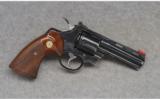 Colt Python .357 - 2 of 2