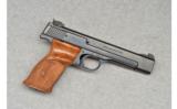 Smith & Wesson Model 41 .22 Lr - 1 of 2