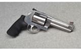 Smith & Wesson ~ 460V ~ .460 S&W - 1 of 2