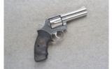 Smith & Wesson ~ 681 ~ .357 Magnum - 1 of 2