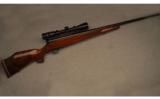 Weatherby ~ Mark V ~ .340 WBY MAG - 1 of 9