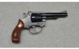 Smith & Wesson ~ Kit 22/32 ~ .22 Long Rifle - 1 of 3