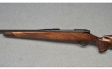 Weatherby ~ Mark V ~ .300 Weatherby Magnum - 7 of 9
