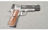 Sig Sauer ~ 1911 STX ~ .45 Auto - 1 of 2