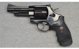 Smith & Wesson ~ 29-10 ~ .44 Magnum - 2 of 3