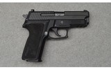 Sig Sauer ~ P229 ~ .40 S&W - 1 of 4
