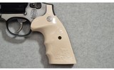 Smith & Wesson ~ 586-3 ~ .357 Magnum - 4 of 5