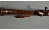 Weatherby ~ Mark V ~ .300 Weatherby Magnum - 10 of 11