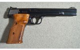 Smith & Wesson ~ 41 ~ .22 Long Rifle - 1 of 8