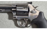 Smith & Wesson ~ 686-6 ~ .357 Magnum - 8 of 11