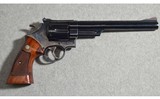 Smith & Wesson ~ 29-2 ~ .44 Magnum - 1 of 9