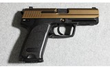 Heckler & Koch ~ USP ~ .40 S&W - 1 of 3