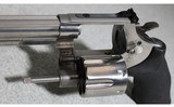 Smith & Wesson ~ Model 629-6 ~ .44 Magnum - 4 of 7