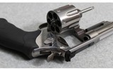 Smith & Wesson ~ 629-6 ~ .44 Magnum - 5 of 8