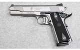 Smith & Wesson ~ SW1911 ~ .45 Auto - 2 of 6