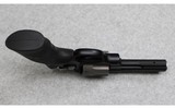Smith & Wesson ~ 329PD Airlite ~ .44 Magnum - 4 of 8