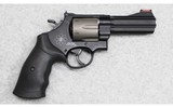 Smith & Wesson ~ 329PD Airlite ~ .44 Magnum - 1 of 8