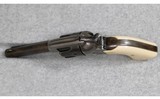 Colt ~ Single Action Army ~ .45 Colt - 3 of 7