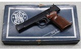 Smith & Wesson ~ Model 41 ~ .22 Long Rifle - 5 of 6